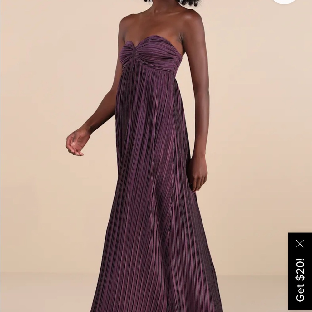Lulu's Strapless Pleated Plum Maxi Dress NWT